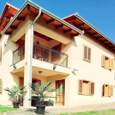 Mediterran Apartament